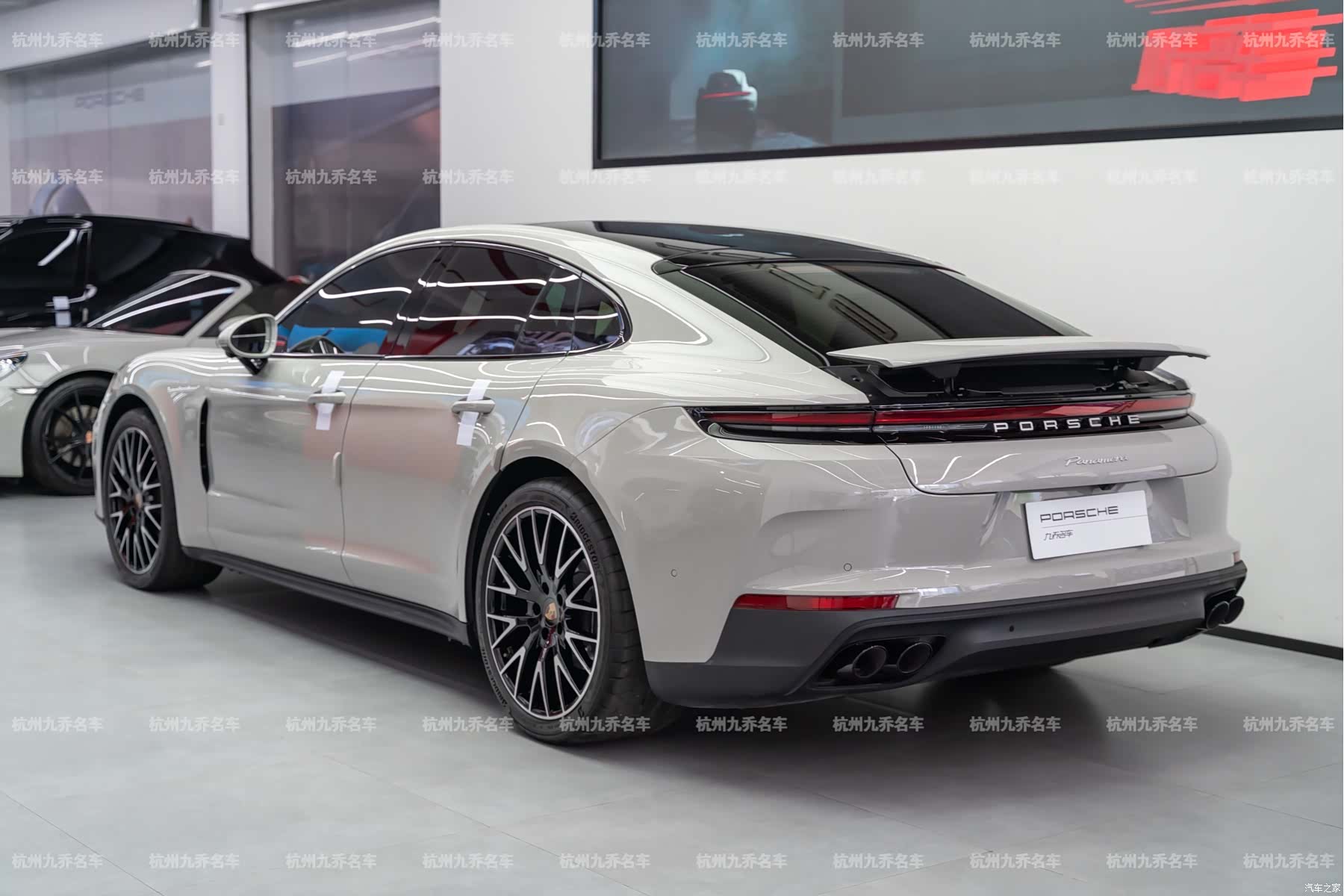 Porsche Panamera, 2026 4