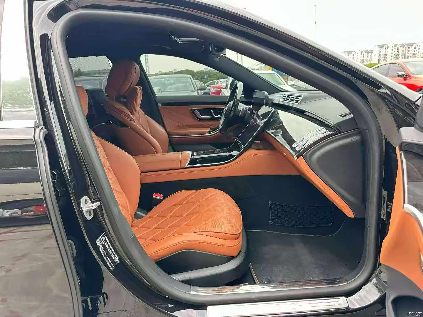Maybach S-Class, 2023 4