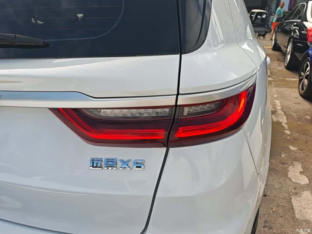 Geely X6, 2020 8