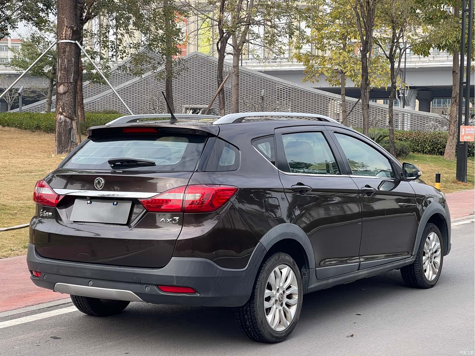 DongFeng AX3, 2016 6