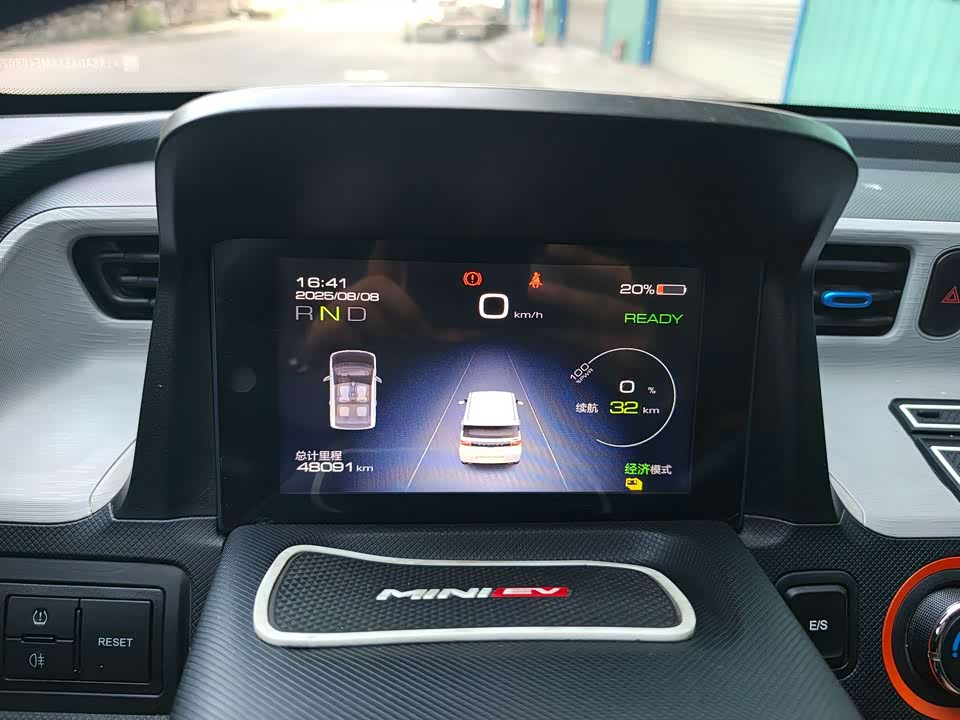 Wuling Hongguang MINIEV Wuling Hongguang MINIEV