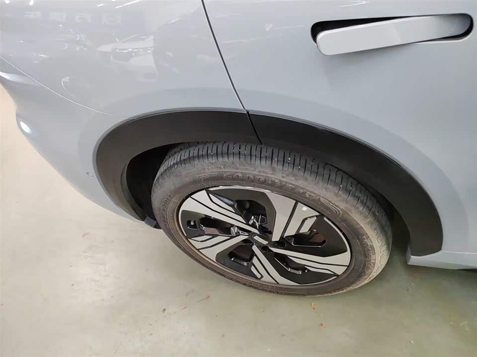 Geely Galaxy Galaxy E5