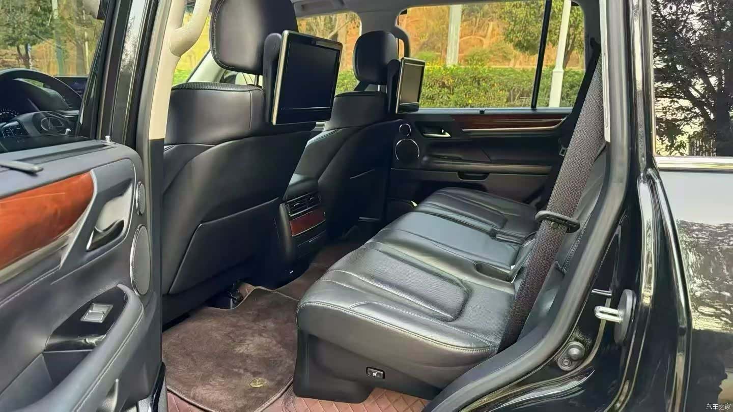 Lexus LX, 2017 9