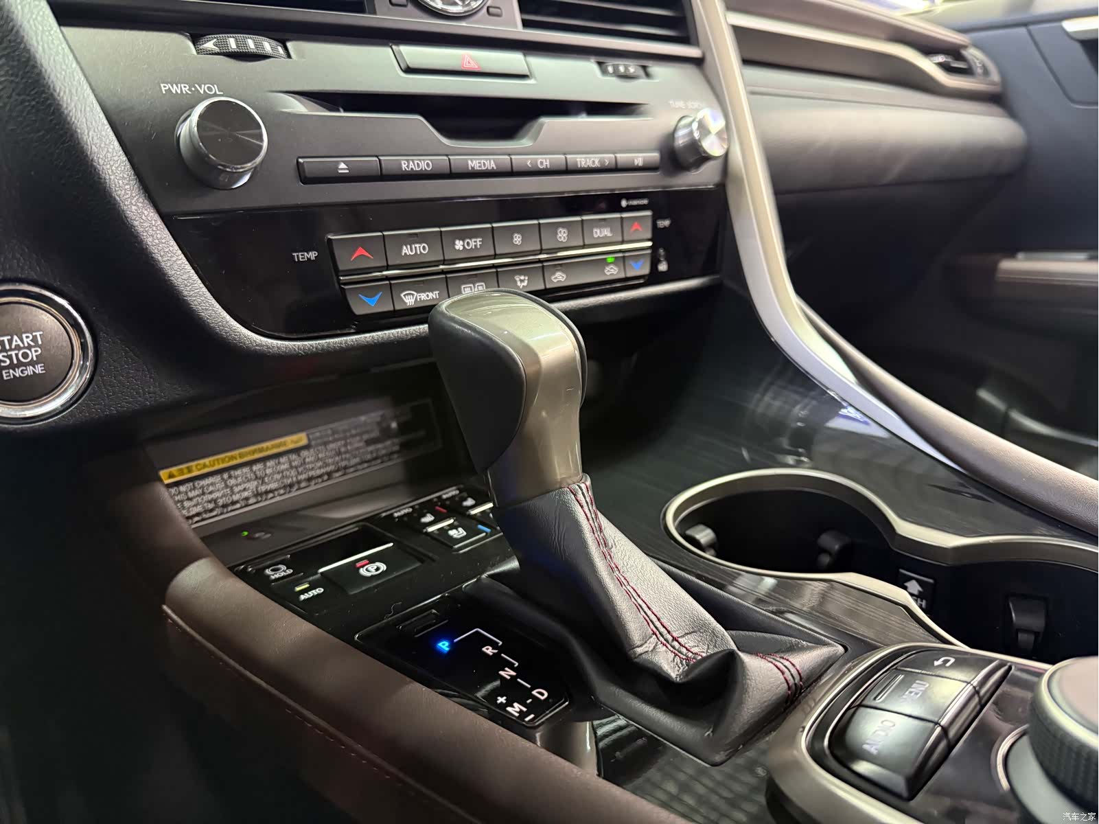 Lexus RX, 2018 15