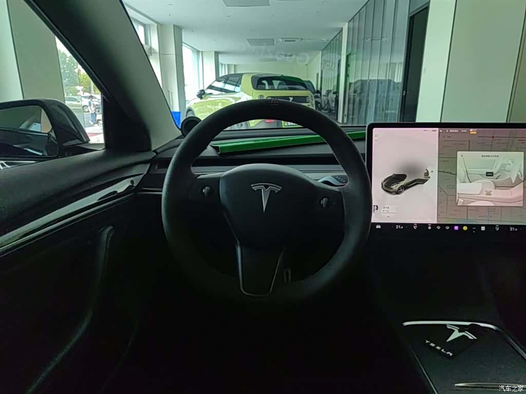 Tesla Model 3, 2021 11