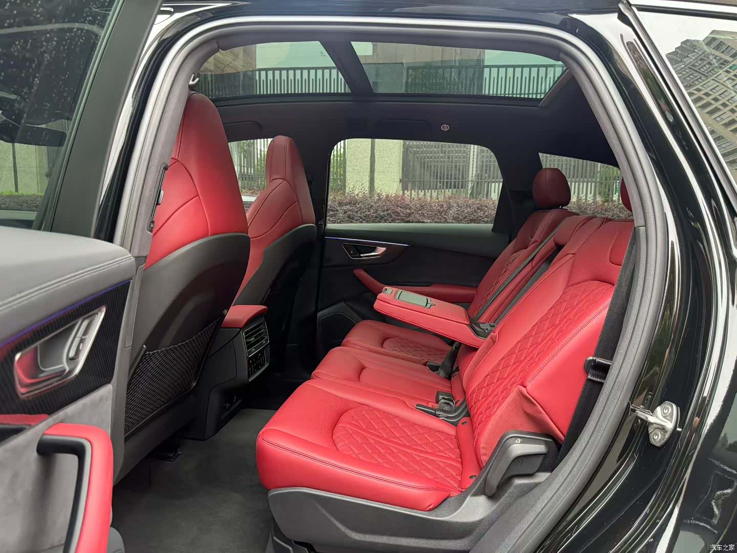 Audi Q7, 2024 11