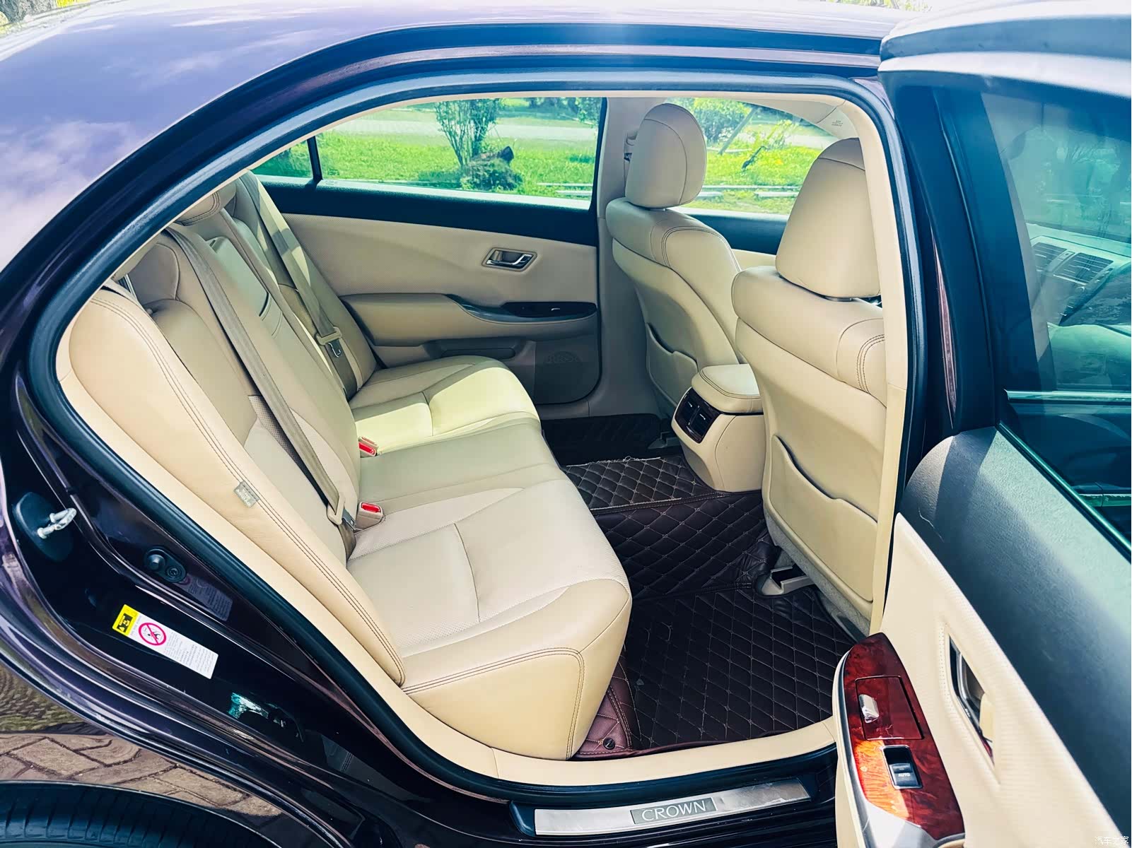 Toyota Crown, 2012 11