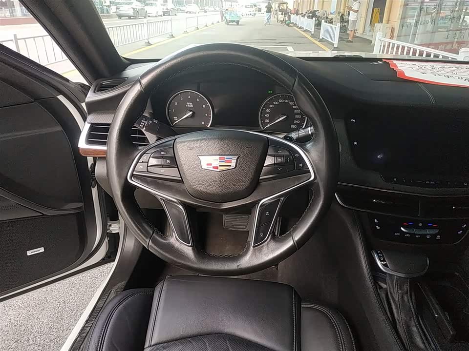 Cadillac CT6