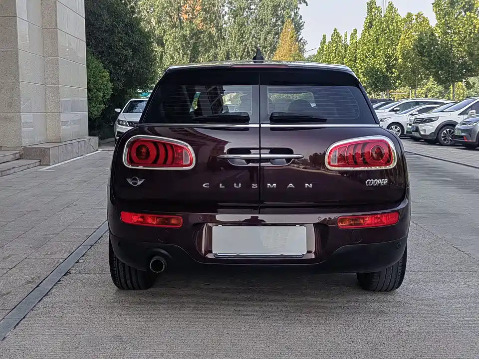 MINI CLUBMAN