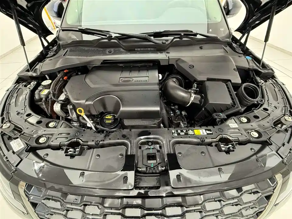 Land Rover Range Rover Aurora