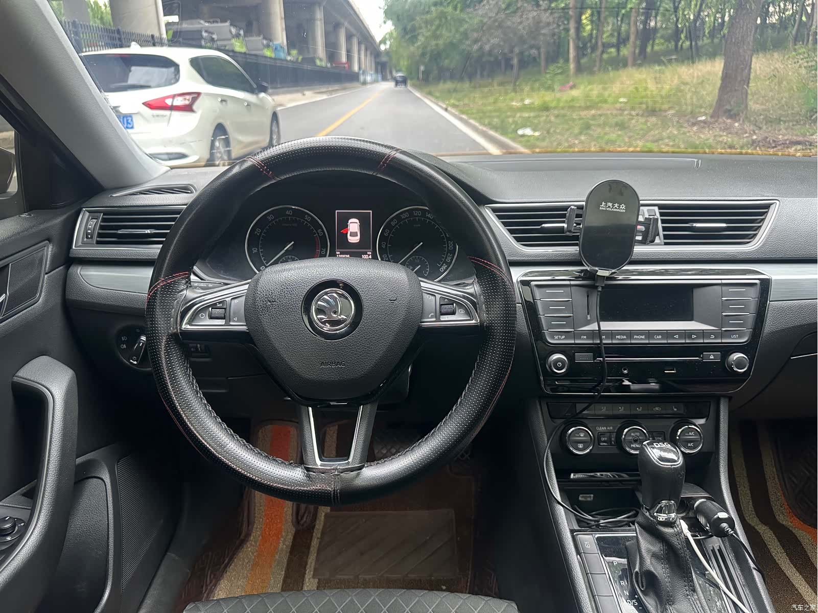 Skoda Superb, 2015 6