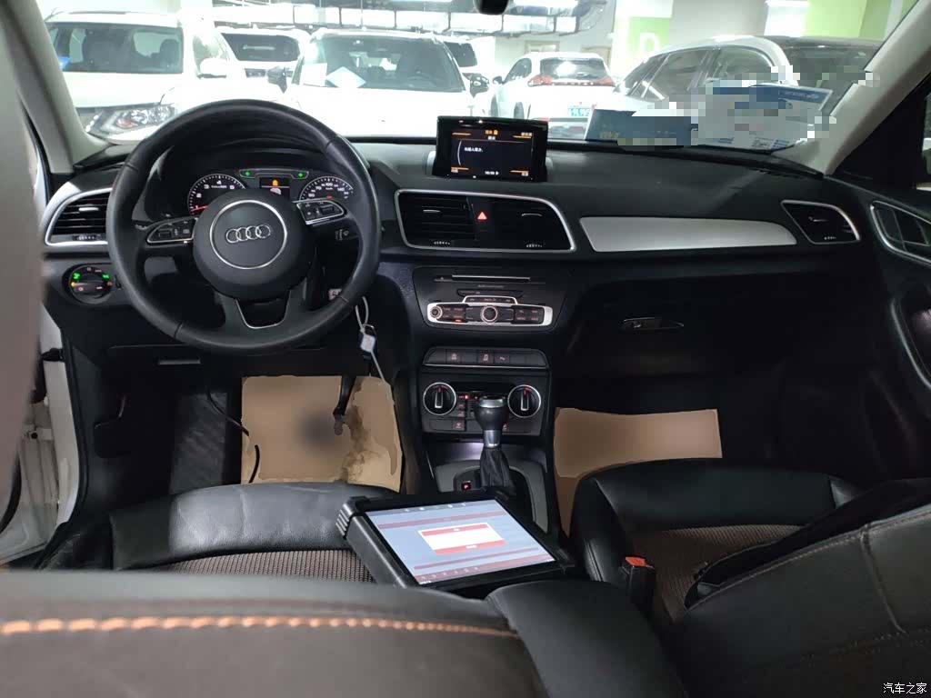 Audi Q3, 2019 6