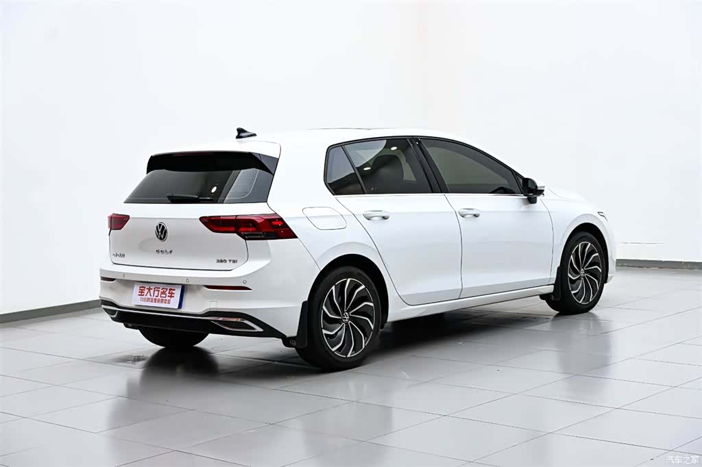 Volkswagen Golf, 2022 7