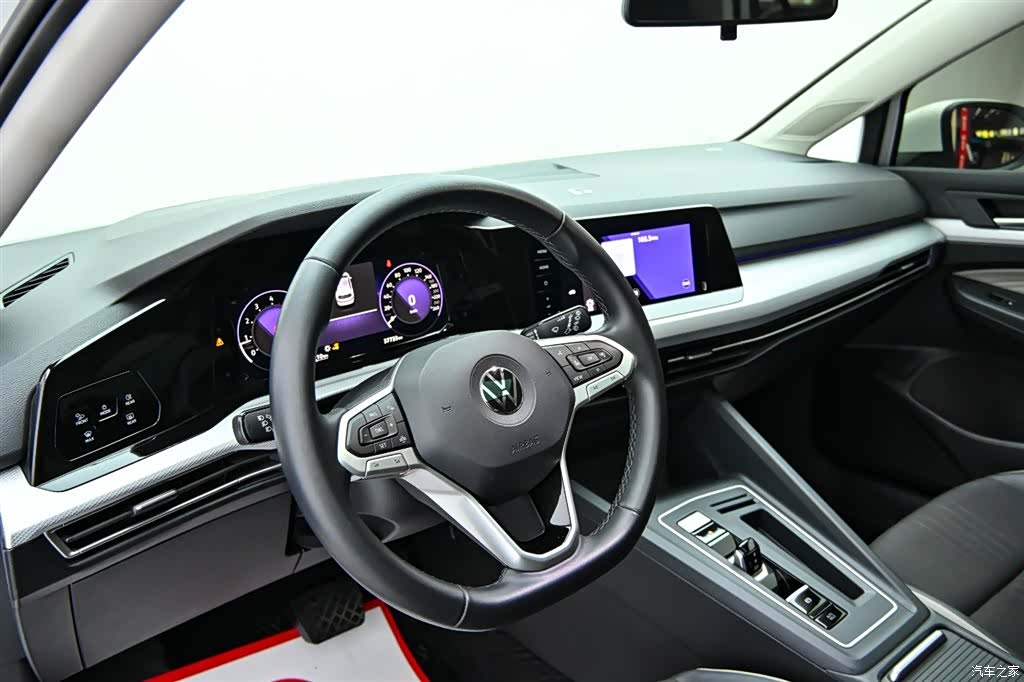 Volkswagen Golf, 2022 15
