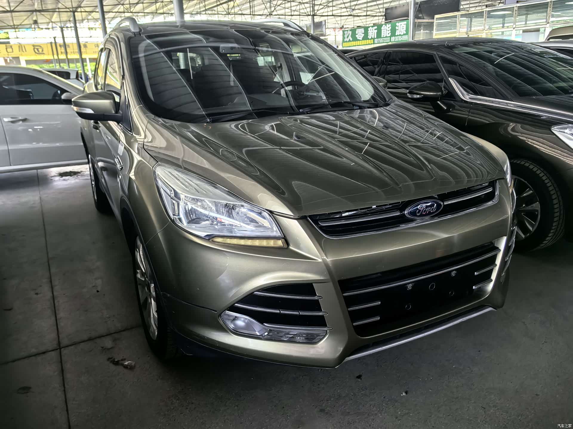 Ford Kuga, 2014 3