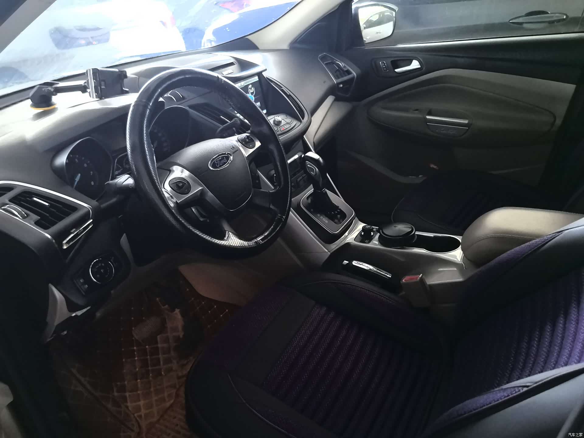 Ford Kuga, 2014 13