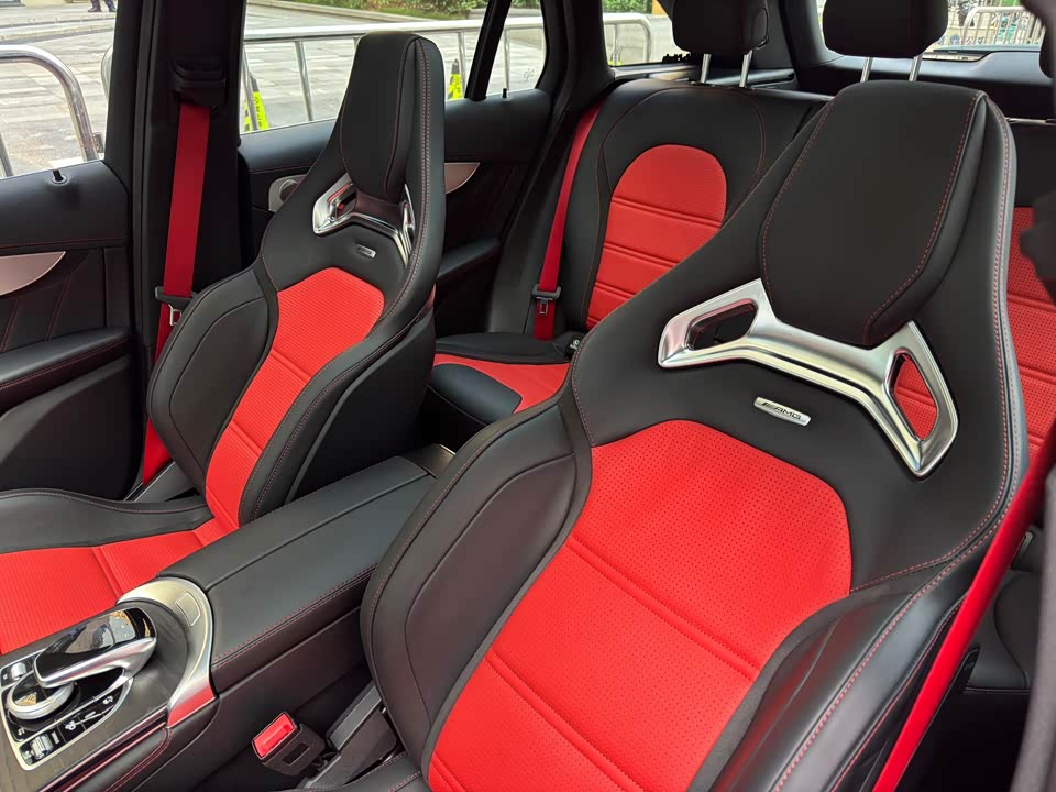 Mercedes-Benz GLC AMG