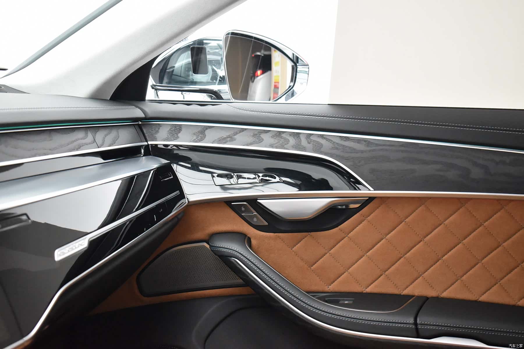 Audi A8L, 2022 9