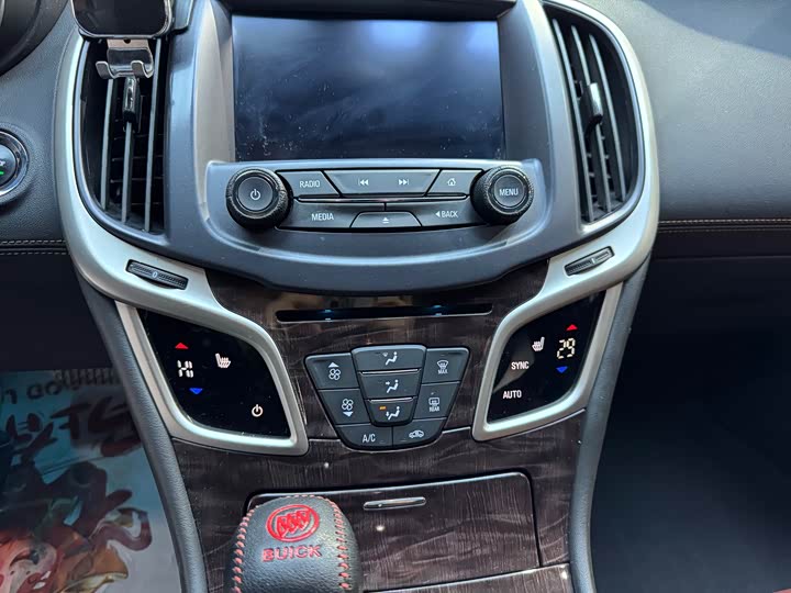 Buick LaCrosse 2014 2.0T SIDI jing ying ji shu xing