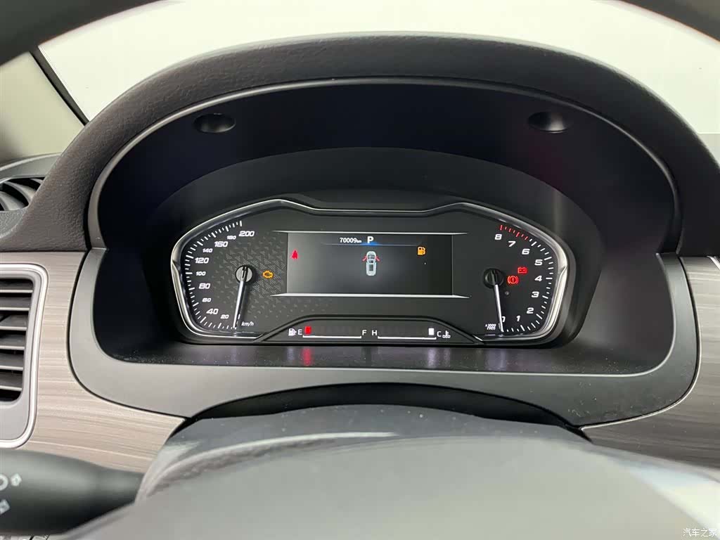 Maxus G10, 2022 11