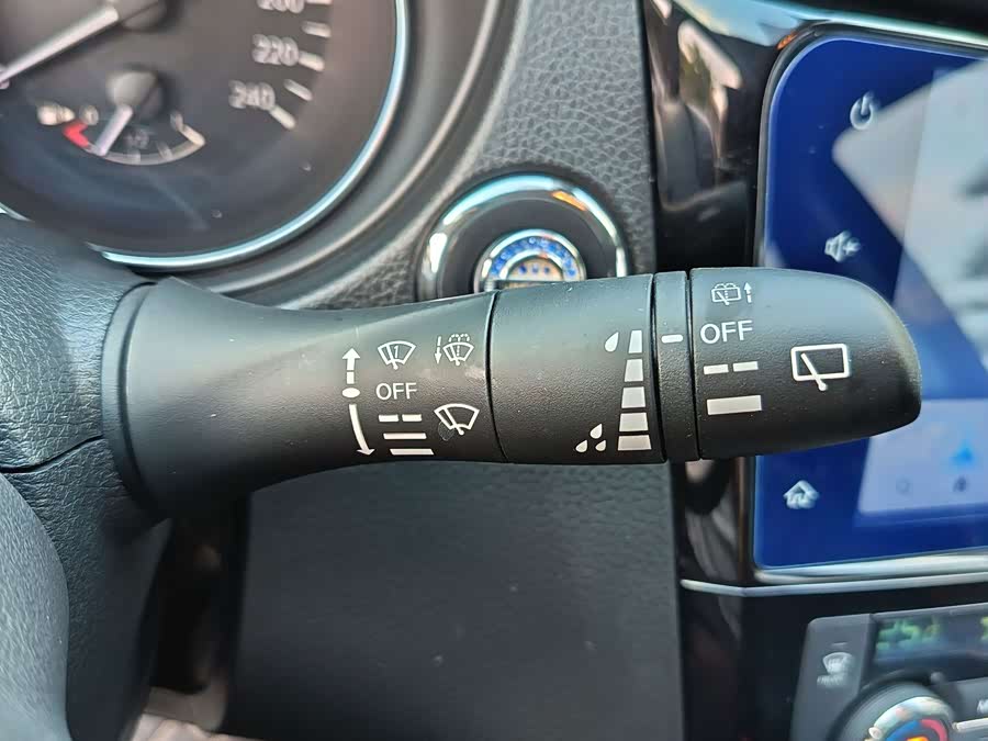 Nissan Qashqai 2023, фото 17