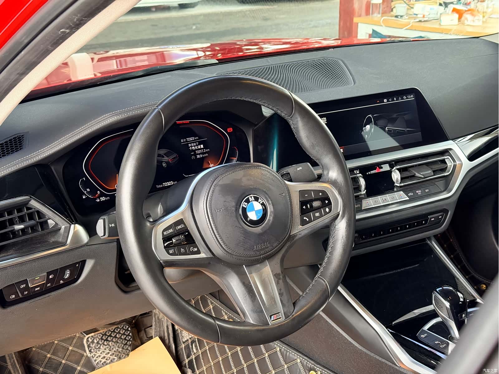 BMW 3 Series, 2022 все фото