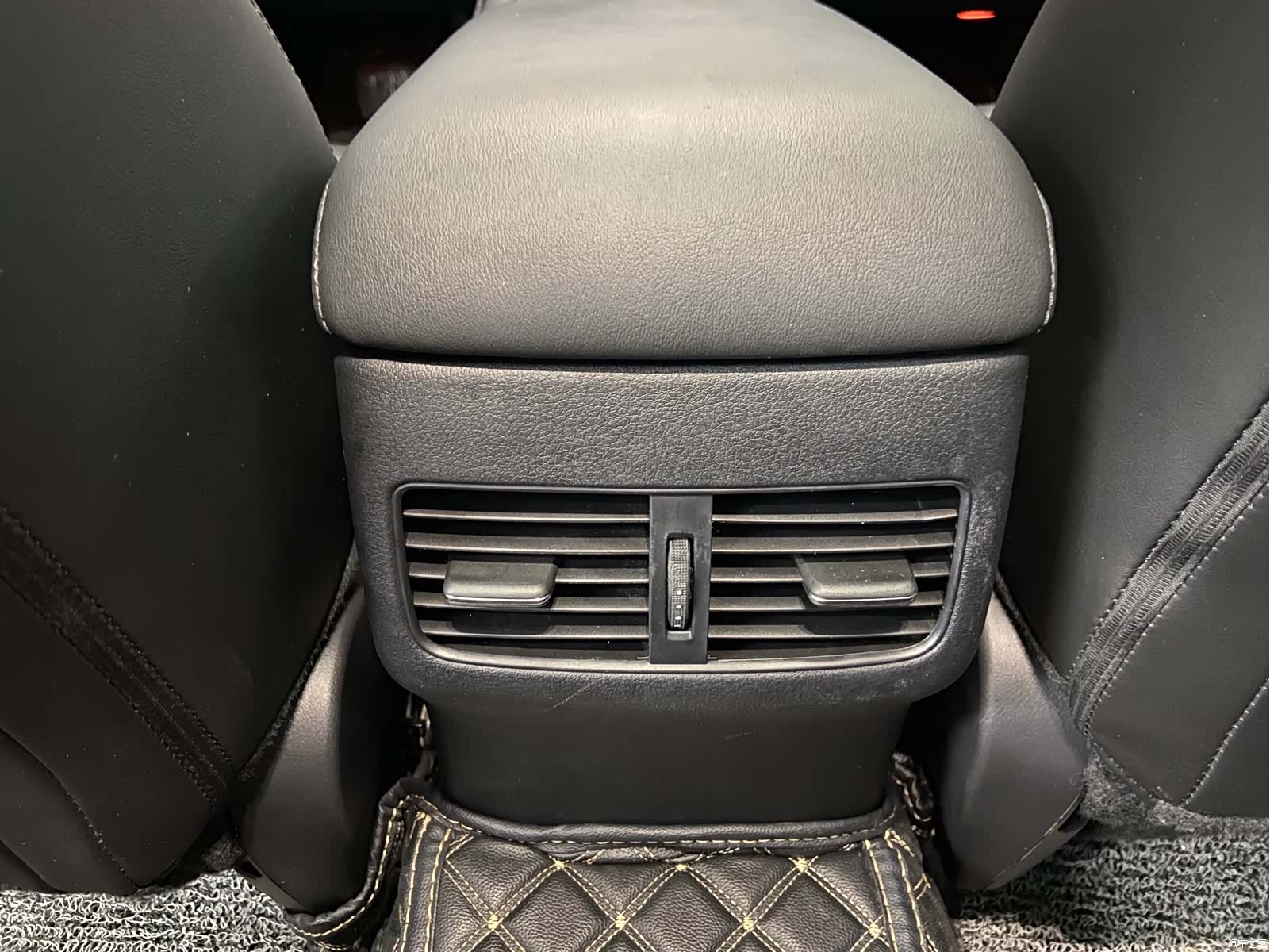 Mazda Mazda3, 2022 24