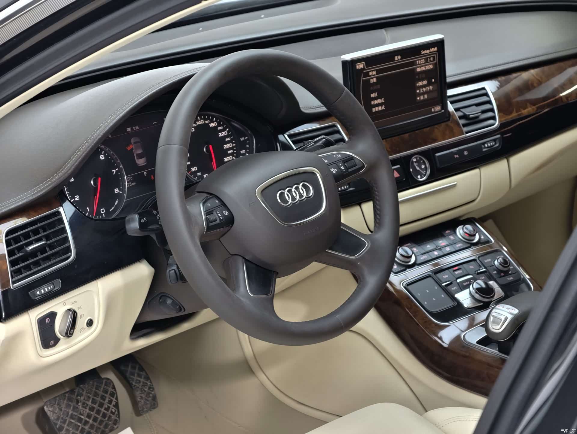 Audi A8L, 2011 15