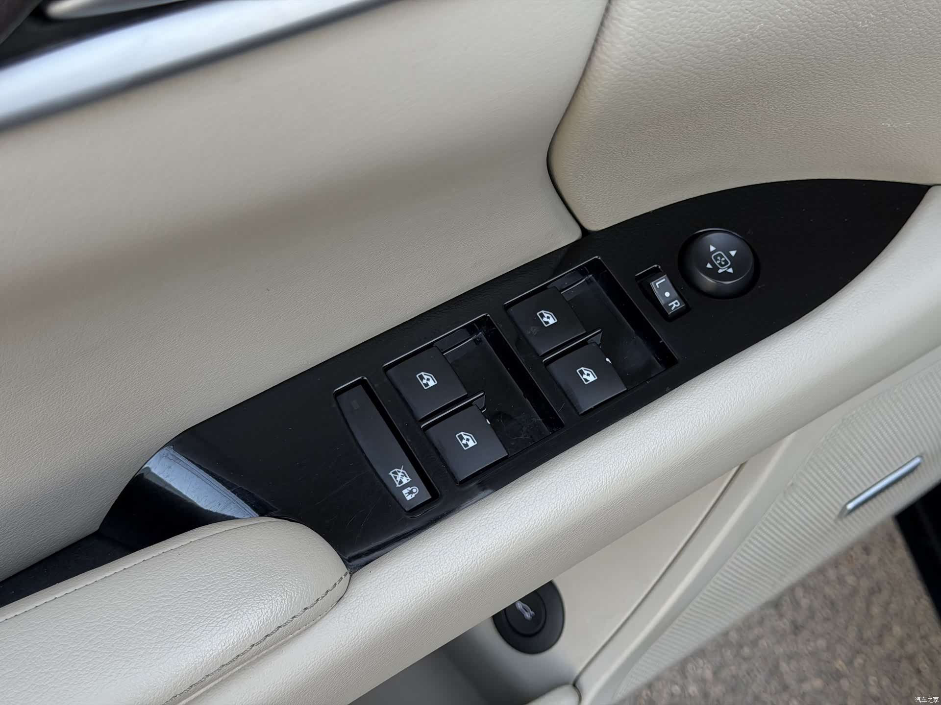 Cadillac XTS, 2017 18