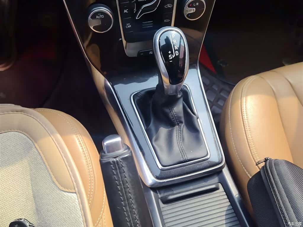 Volvo V40, 2017 7