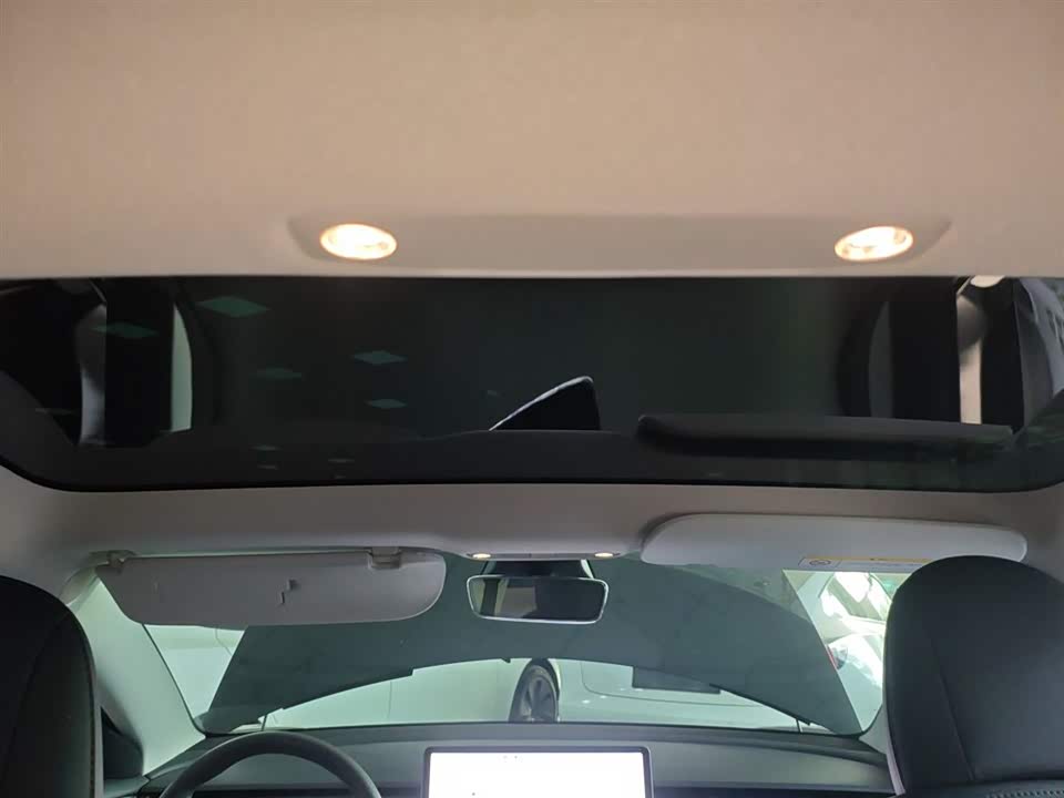 Tesla Model 3 Tesla Model 3
