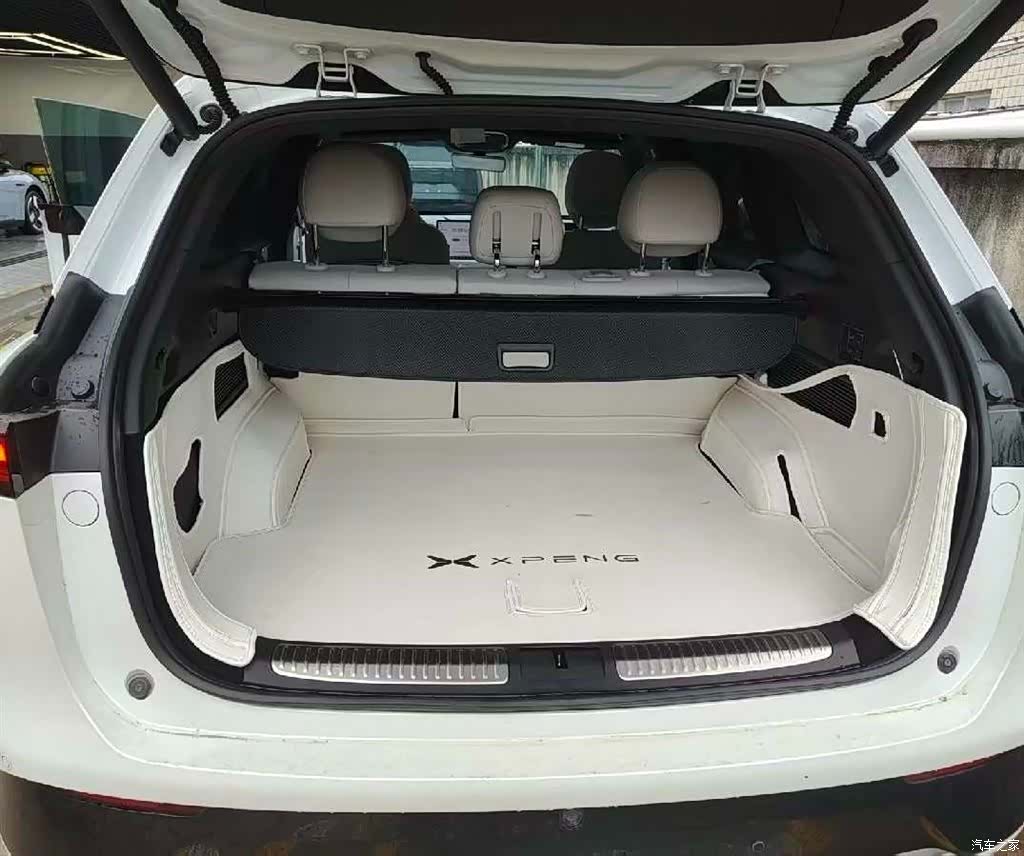 Xpeng G9, 2023 9