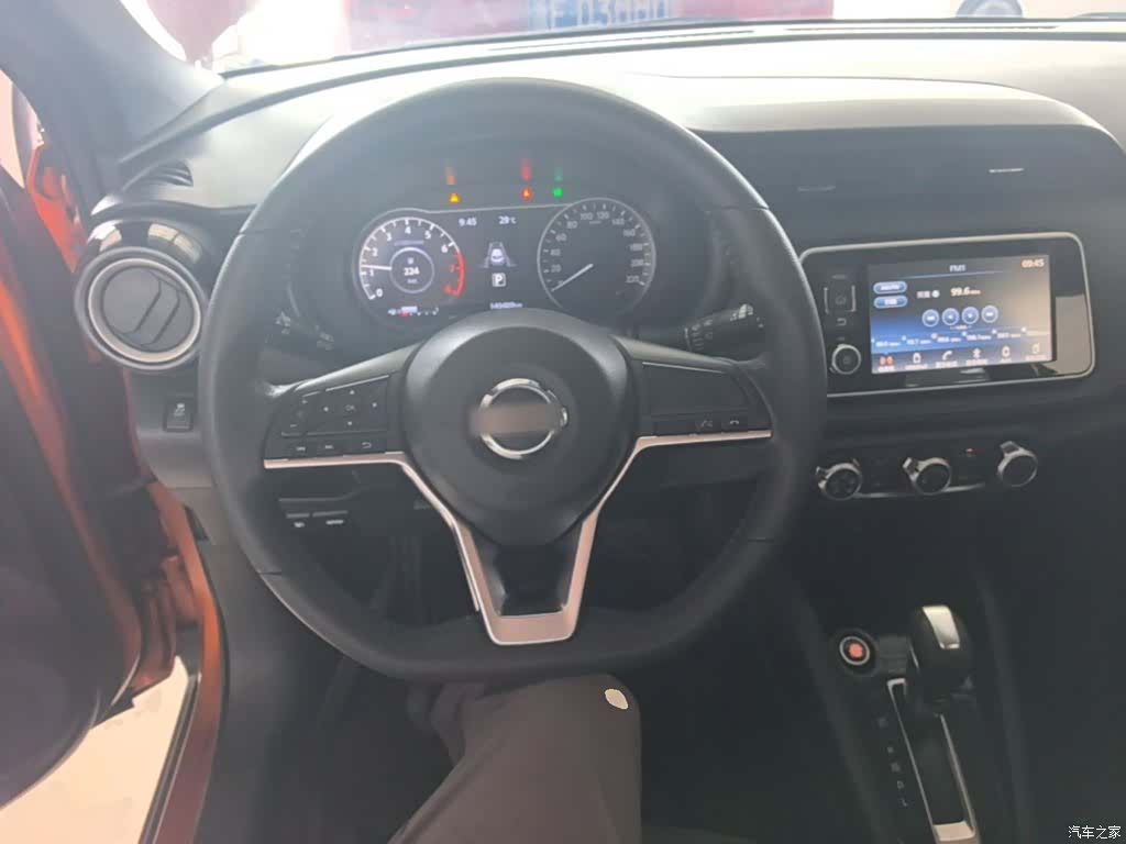 Nissan Kicks, 2018 11
