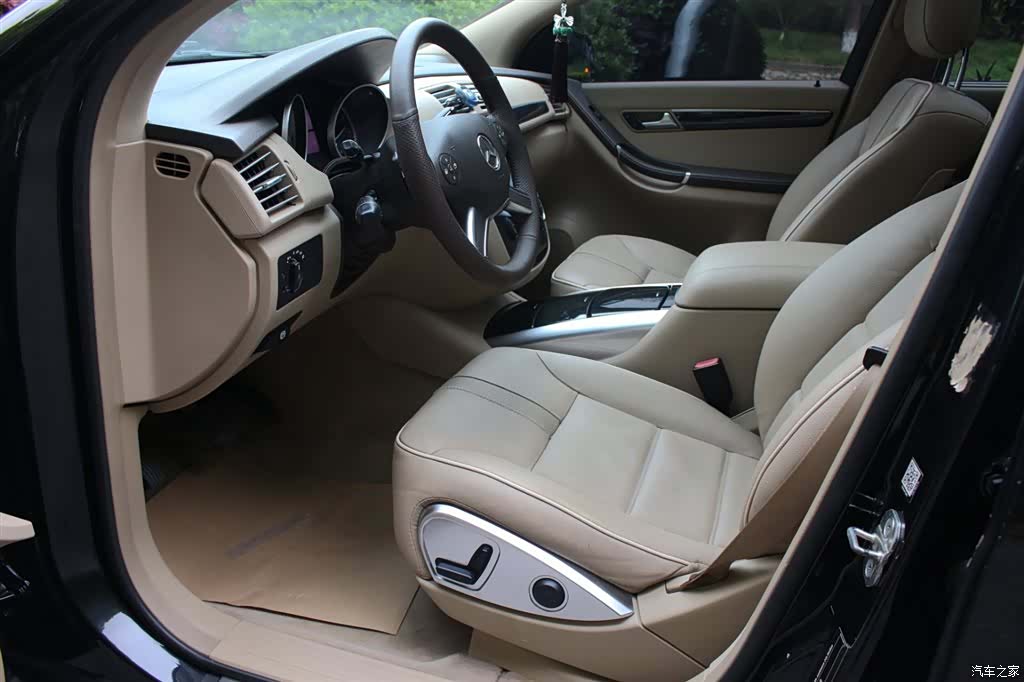 Mercedes-Benz R-Class, 2016 8