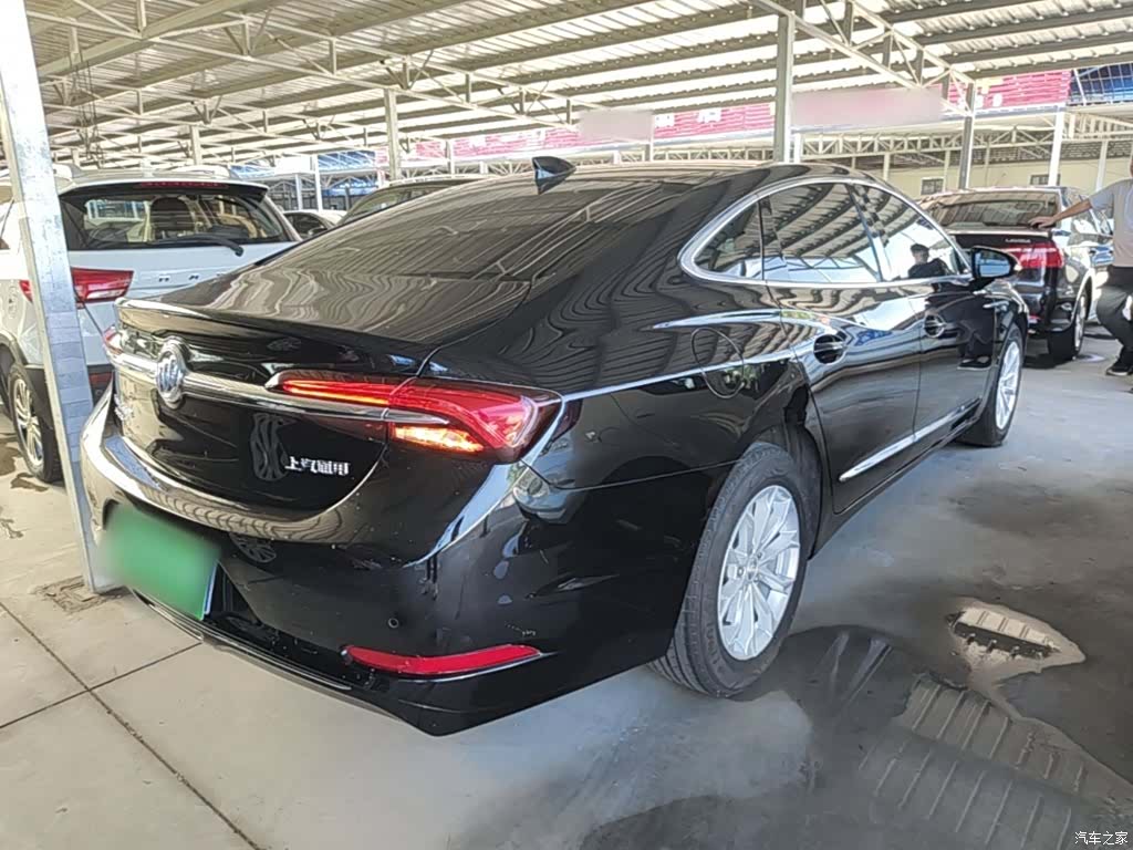 Buick LaCrosse, 2021 все фото