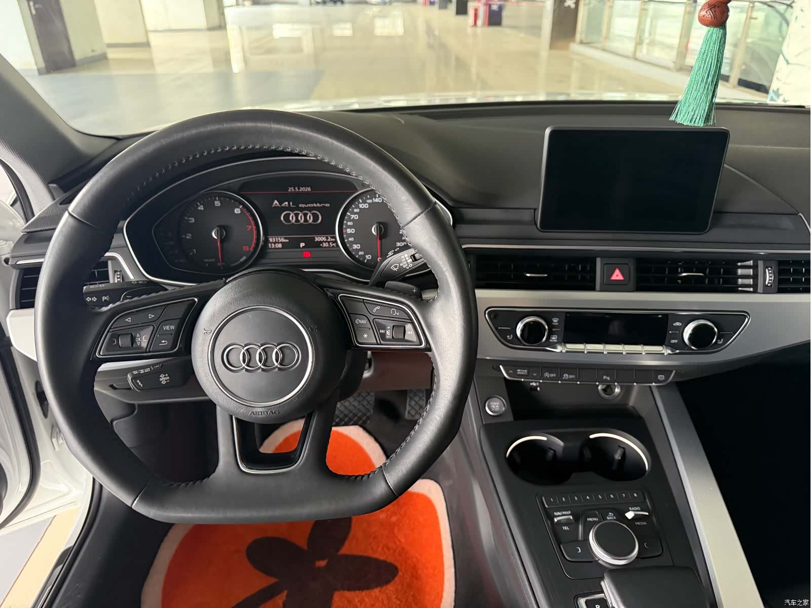 Audi A4L, 2019 8