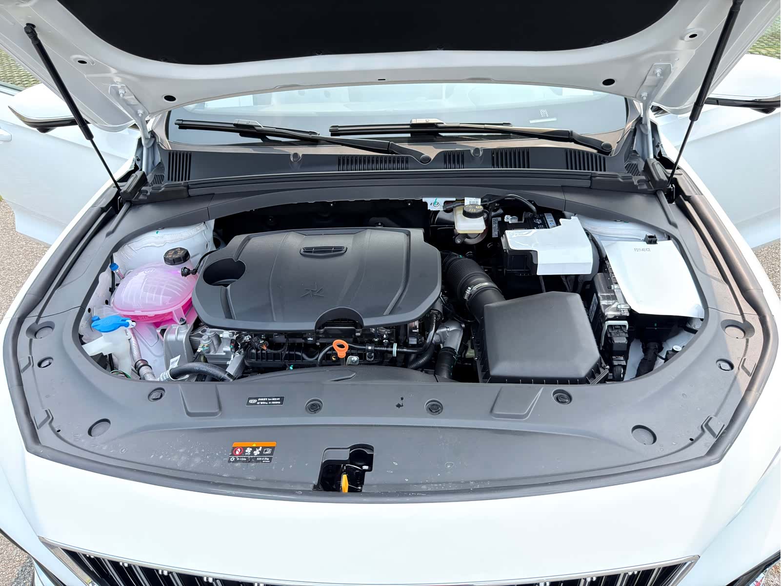 Geely Preface, 2026 32