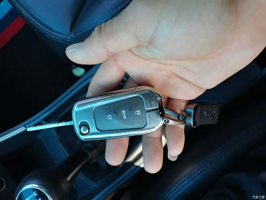 Roewe 360, 2016 9