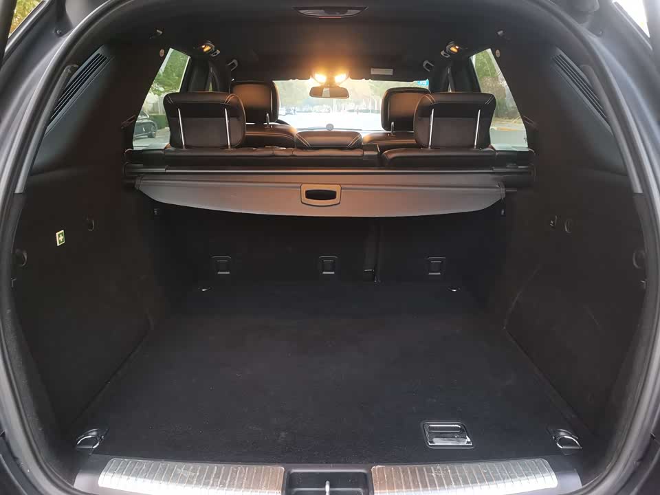 Mercedes-Benz M class