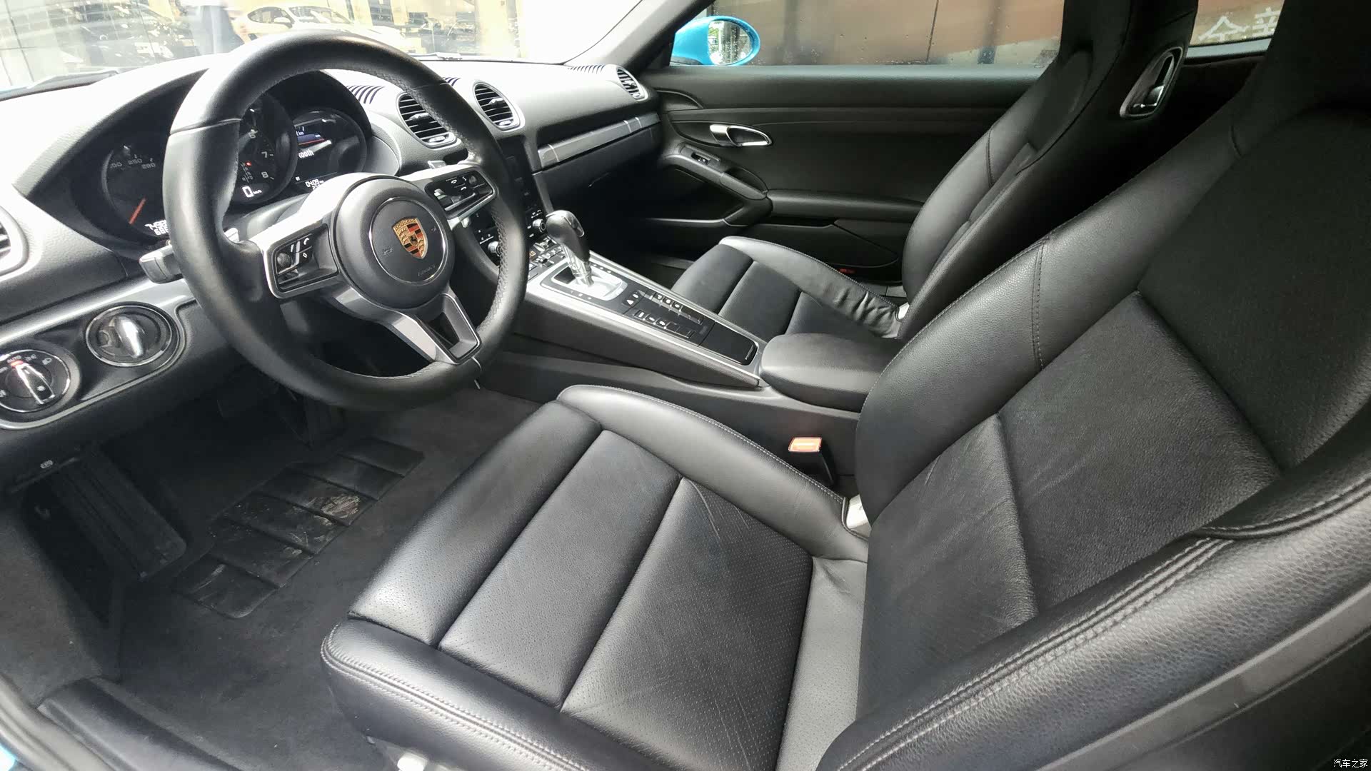 Porsche Cayman, 2019 6