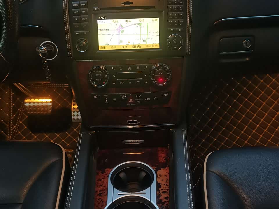 Mercedes-Benz M class