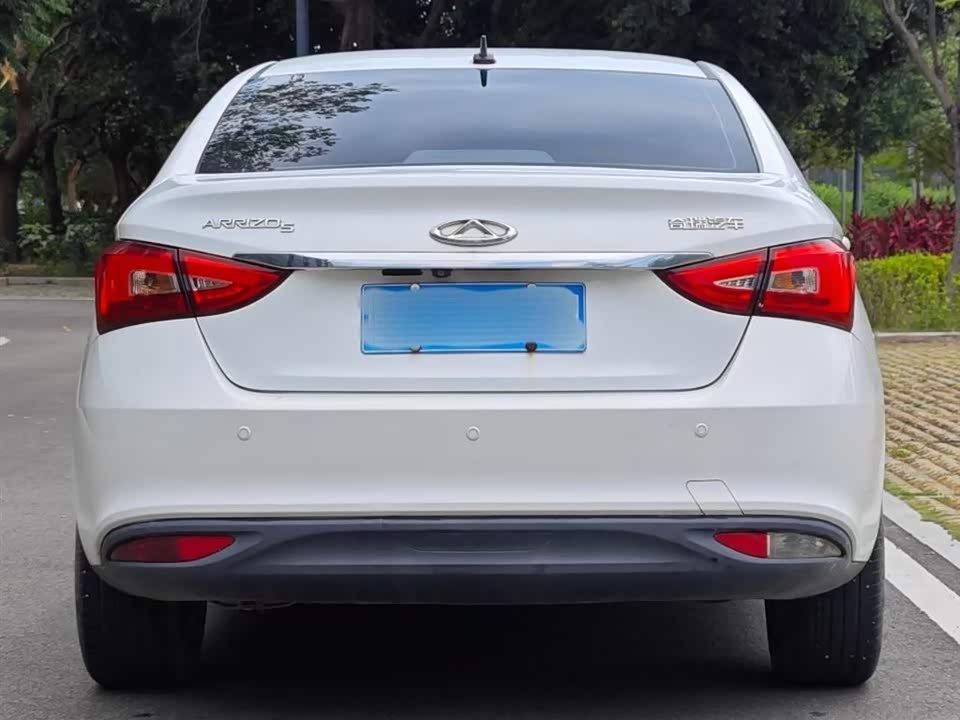 Chery Arrizo 5