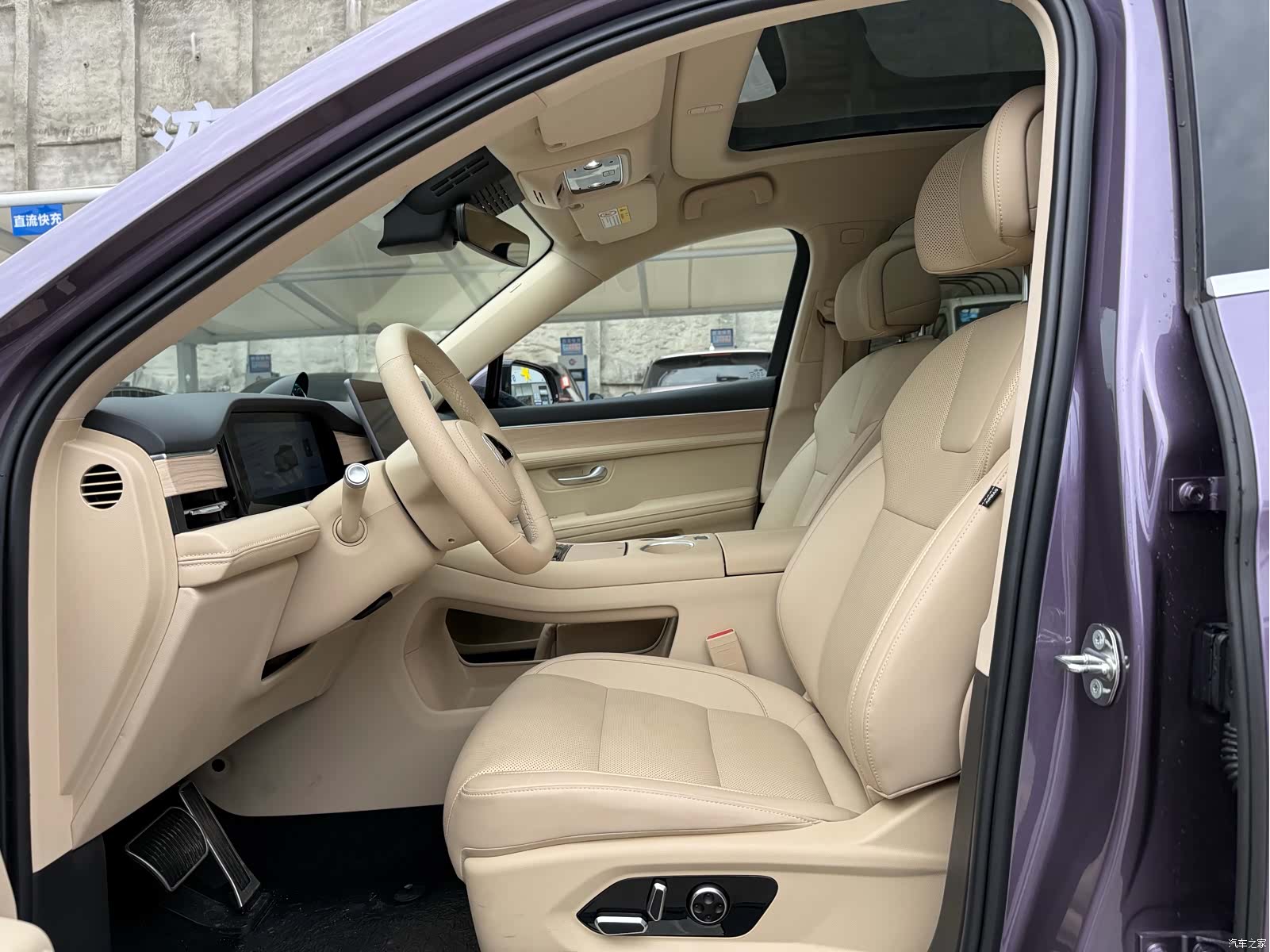 AITO M5, 2025 все фото