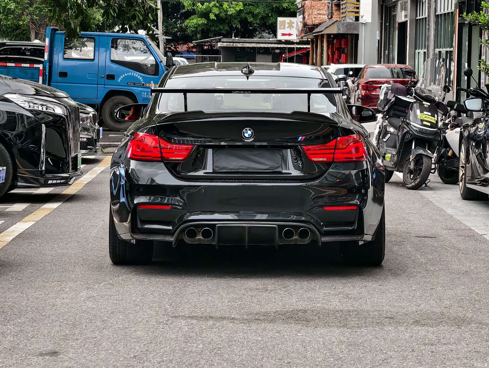 BMW M4, 2019 11