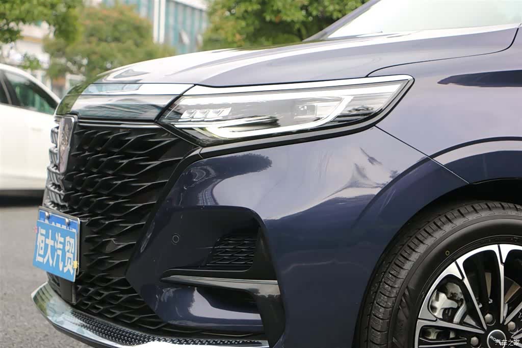 Roewe iMAX8, 2021 4