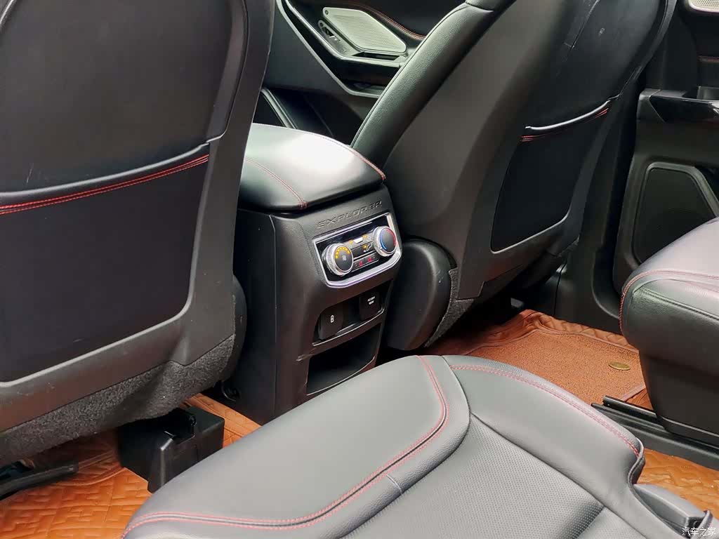 Ford Explorer, 2020 9