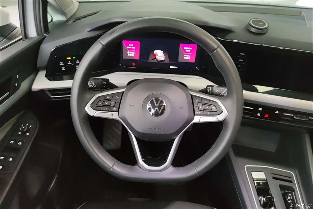 Volkswagen Golf, 2022 15