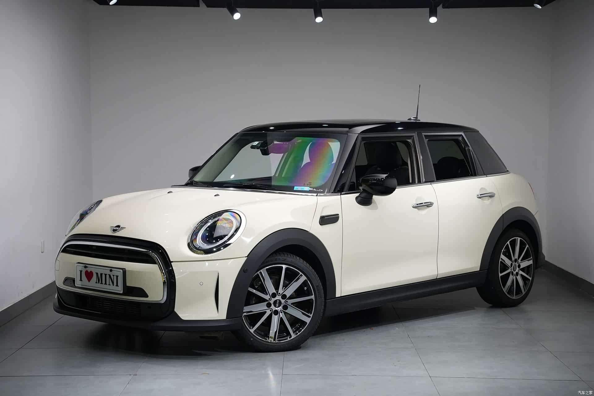 Mini Cooper, 2021 1