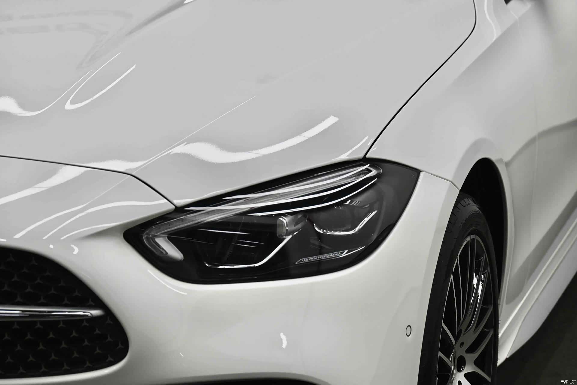 Mercedes-Benz C-Class, 2024 9