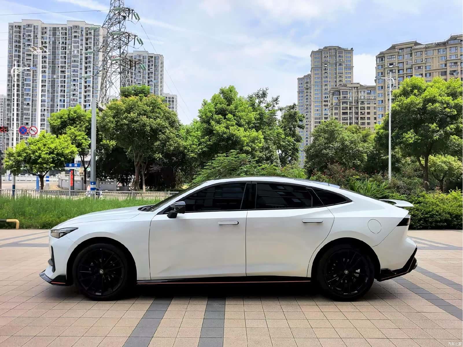 Changan UNI-V, 2023 3